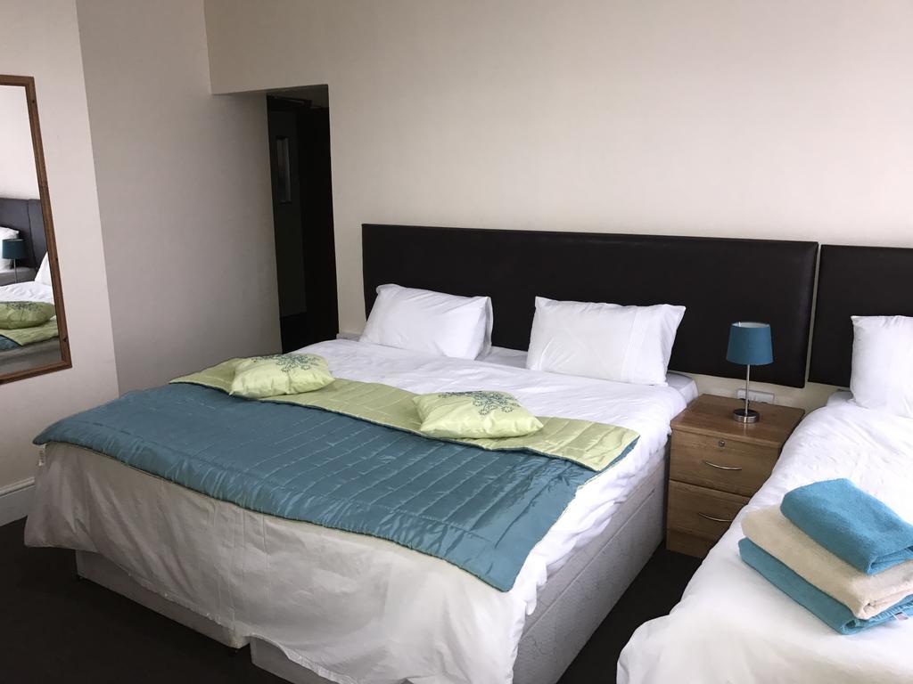 Acorn Lodge Guest House - Free Parking Gosport Dış mekan fotoğraf